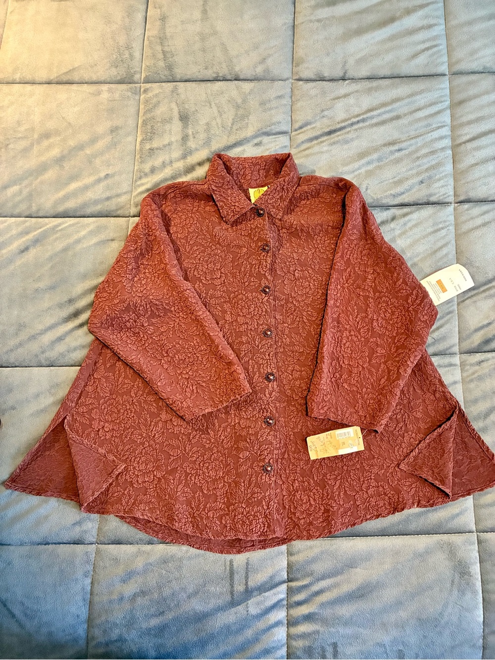 VTG Uru 1 Rasin 💯 Floral Embossed Silk Jewelry Style Button Lagenlook Oversized